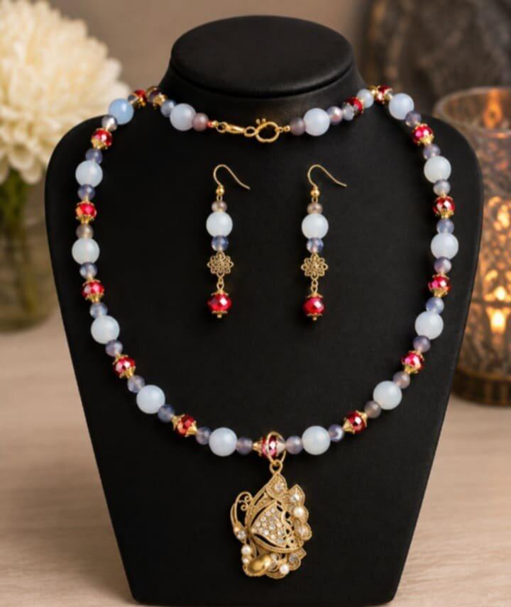 Royal Cameo Pendant Set