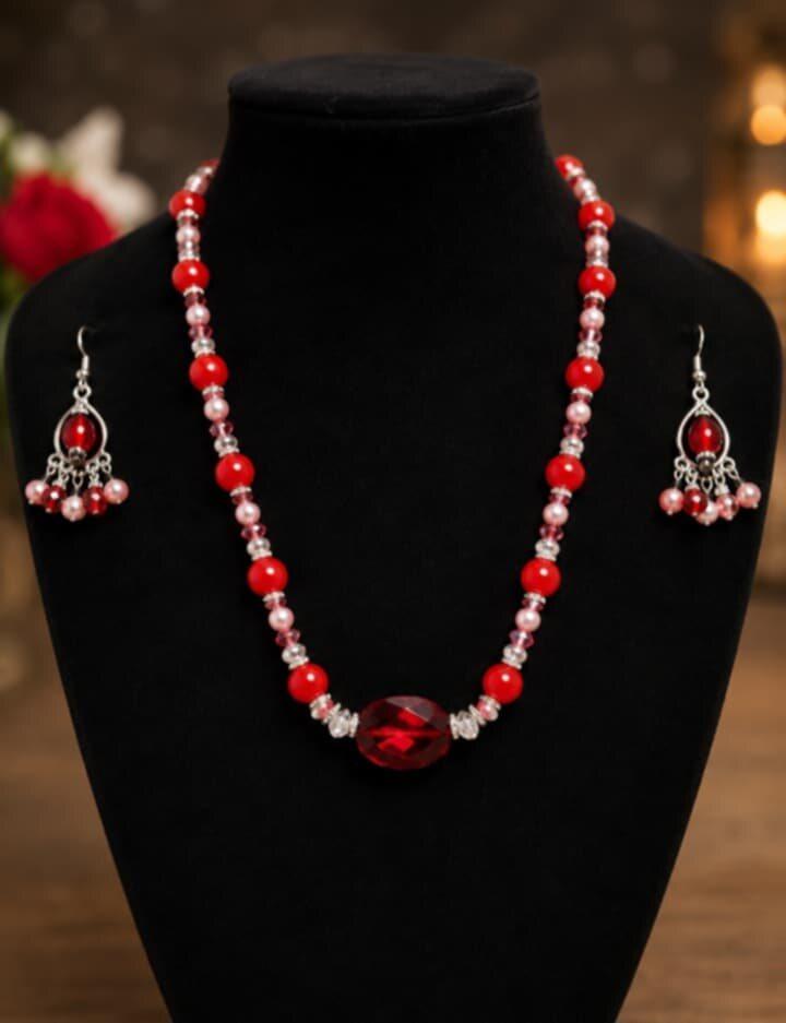 Scarlet Pearl Statement Set